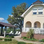 Hutiferi דירה שיופוק